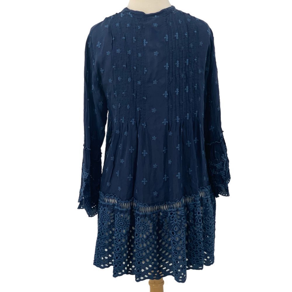 Johnny Was Manchengo Boho Navy Blue Pleated Embroidered Eyelet Tunic Size S - Picture 10 of 10